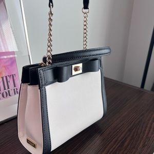 Kate Spade small crossbody purse, used, great condition like new